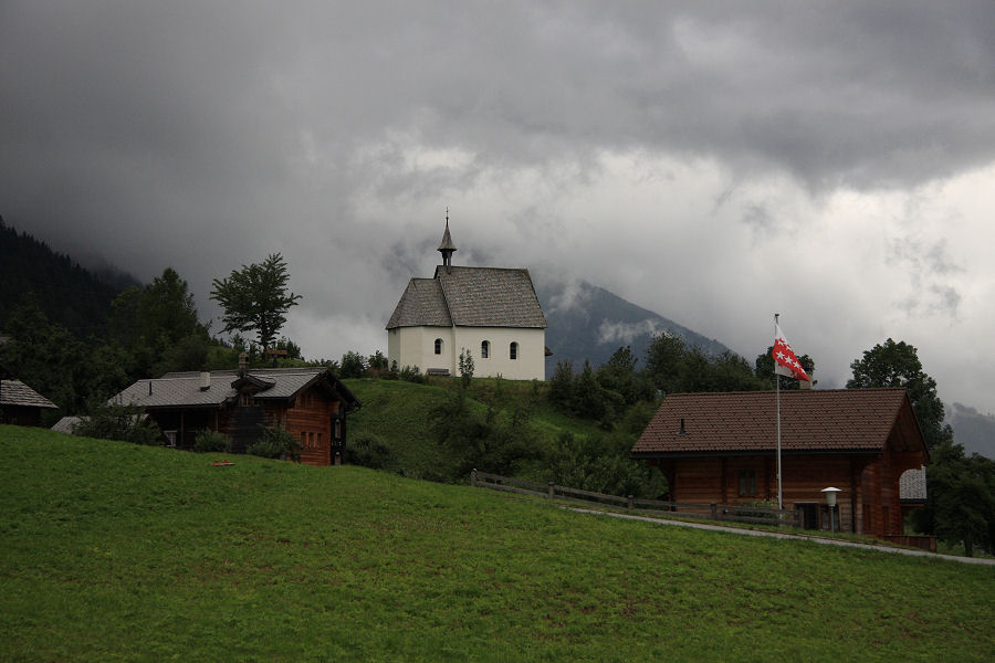 Chiesine e montagna